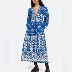 Sea Wome’s Sonia Print Long Sleeve Mid Dress Color: Blue Size 4 - 100% Cotton